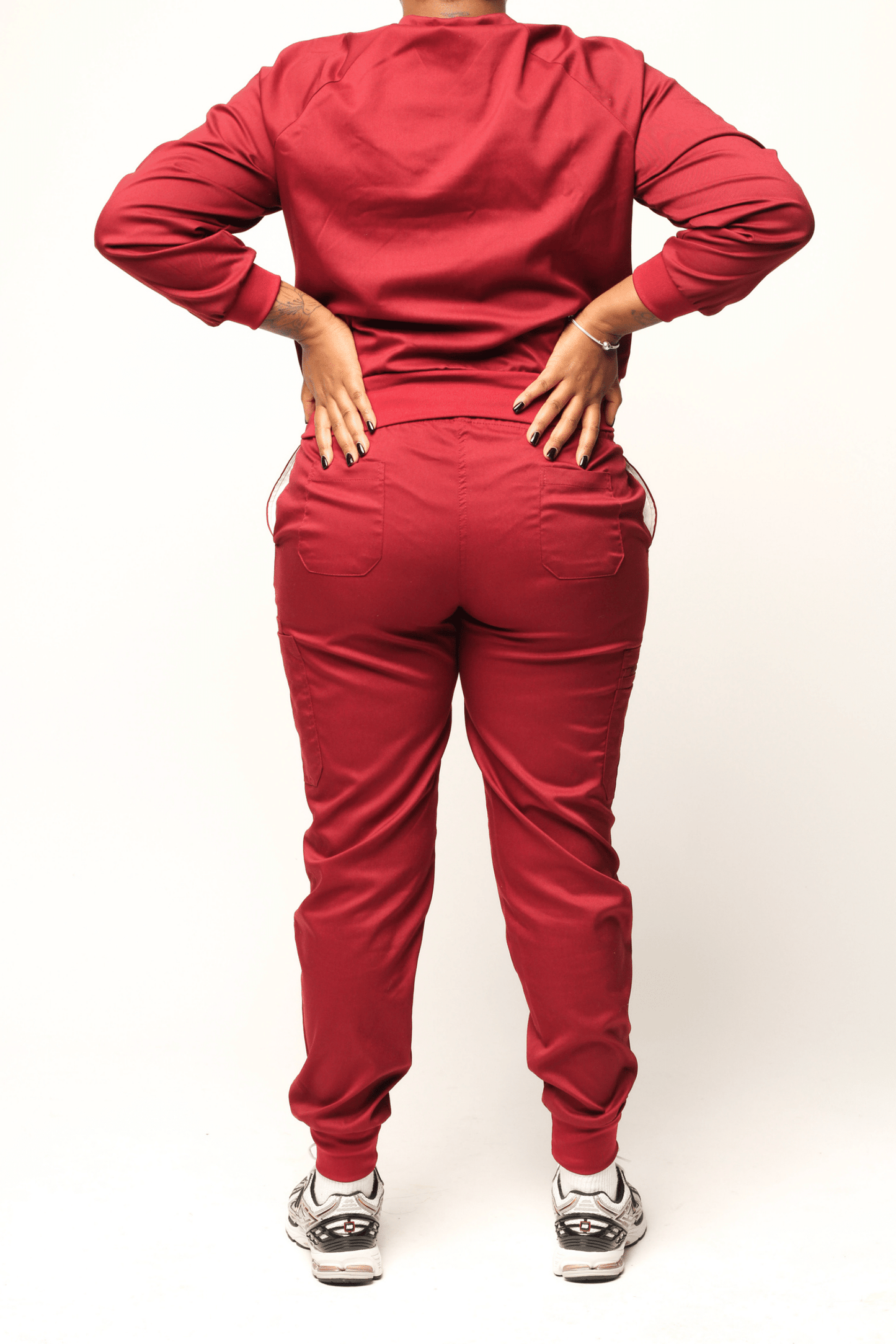 (PRE-ORDER) Get Active Scrub Set - Wine